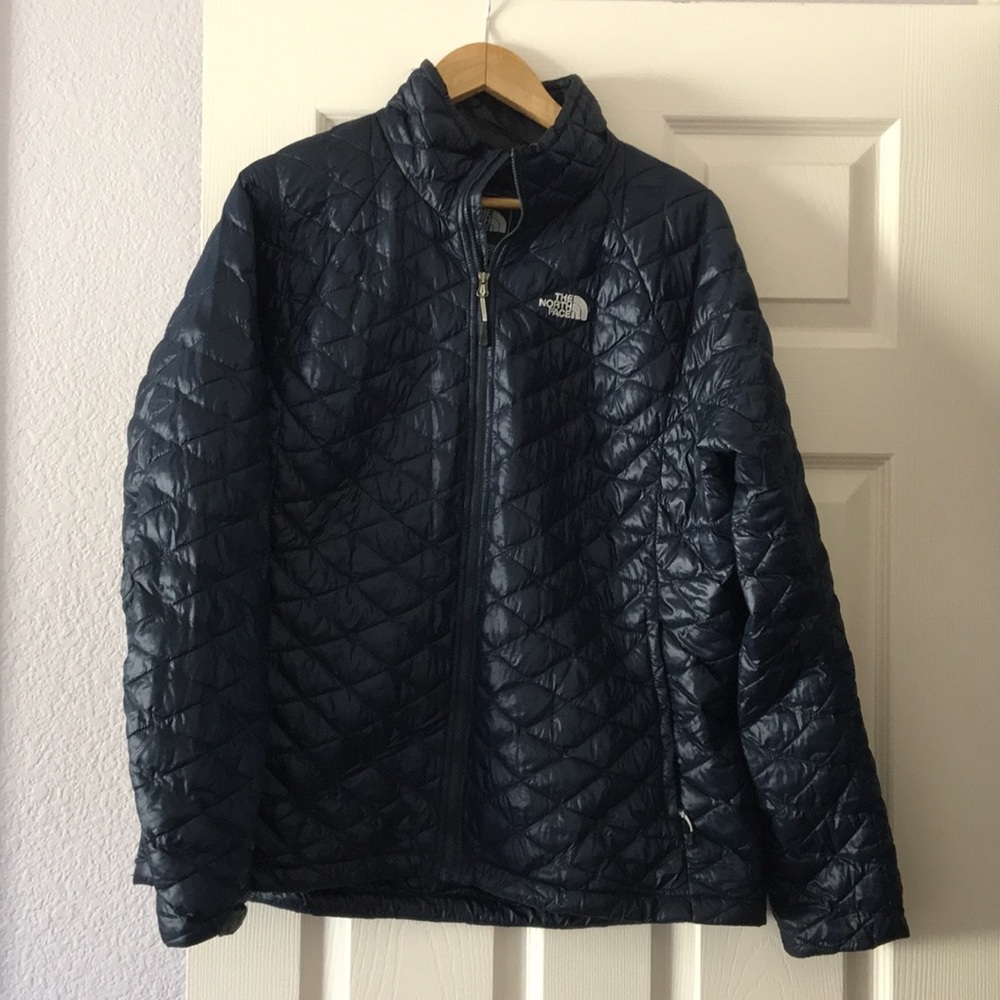 Women’s Northface Thermoball Jacket
